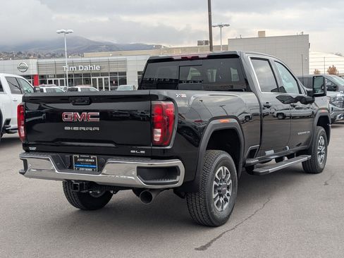 New 2026 GMC Sierra 3500 SLE w/ SLE Value Package image 6