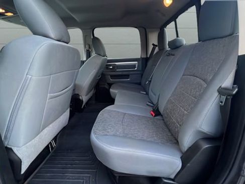 Used 2018 RAM 2500 Big Horn image 28