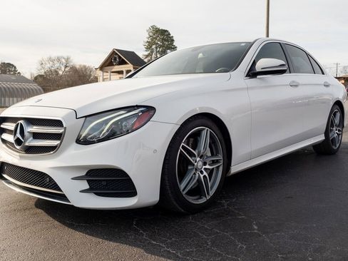 Used 2017 Mercedes-Benz E 300 E 300 image 3