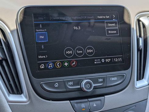 Used 2024 Chevrolet Malibu LT FWD image 21