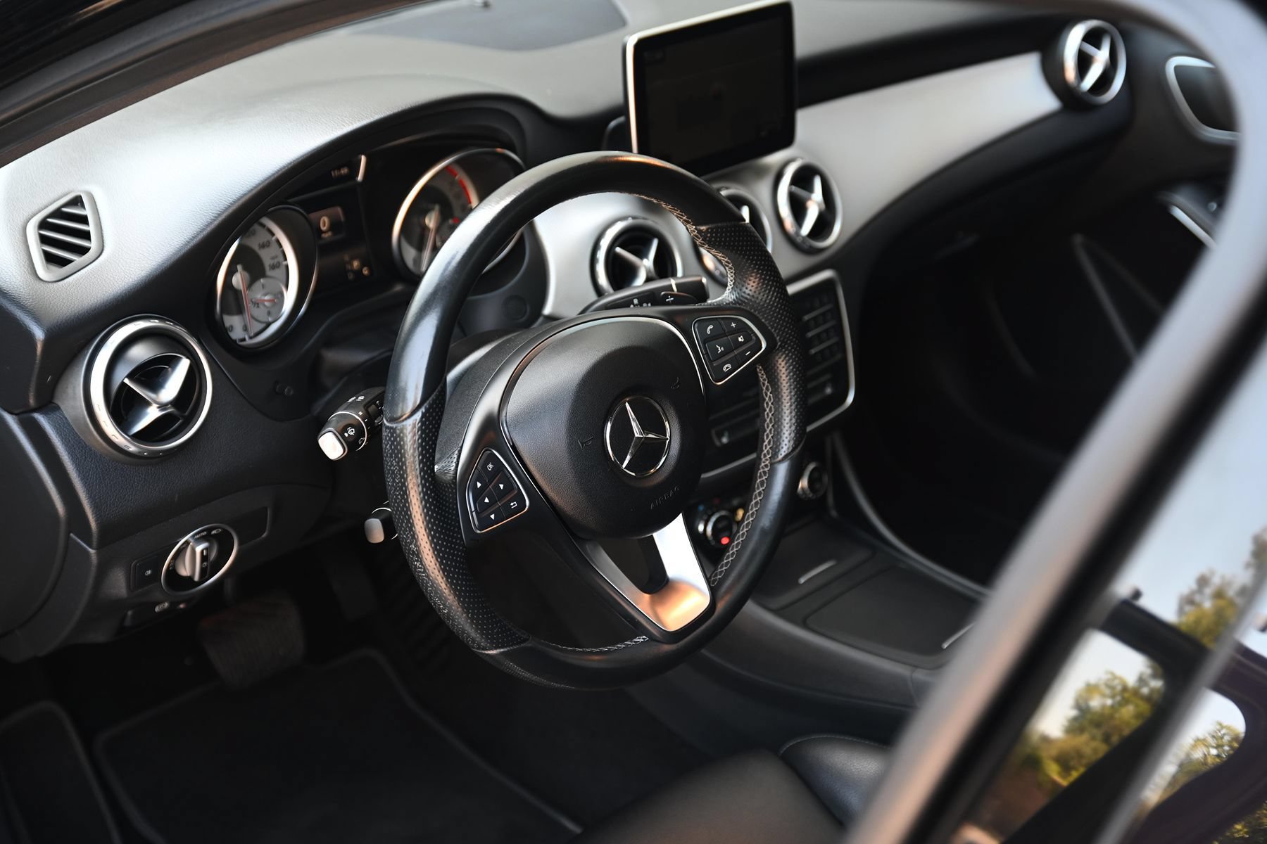 Used 2016 Mercedes-Benz GLA 250 image 23