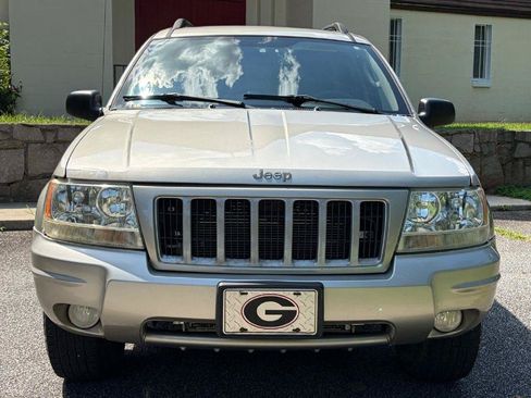 Used 2004 Jeep Grand Cherokee Laredo AWD/4WD image 3