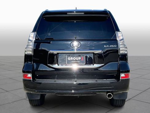 Used 2015 Lexus GX 460 image 4