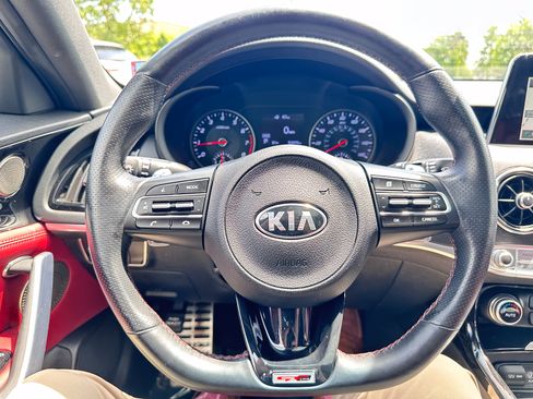 Used 2020 Kia Stinger GT-Line w/ Sun & Sound Package AWD/4WD image 30