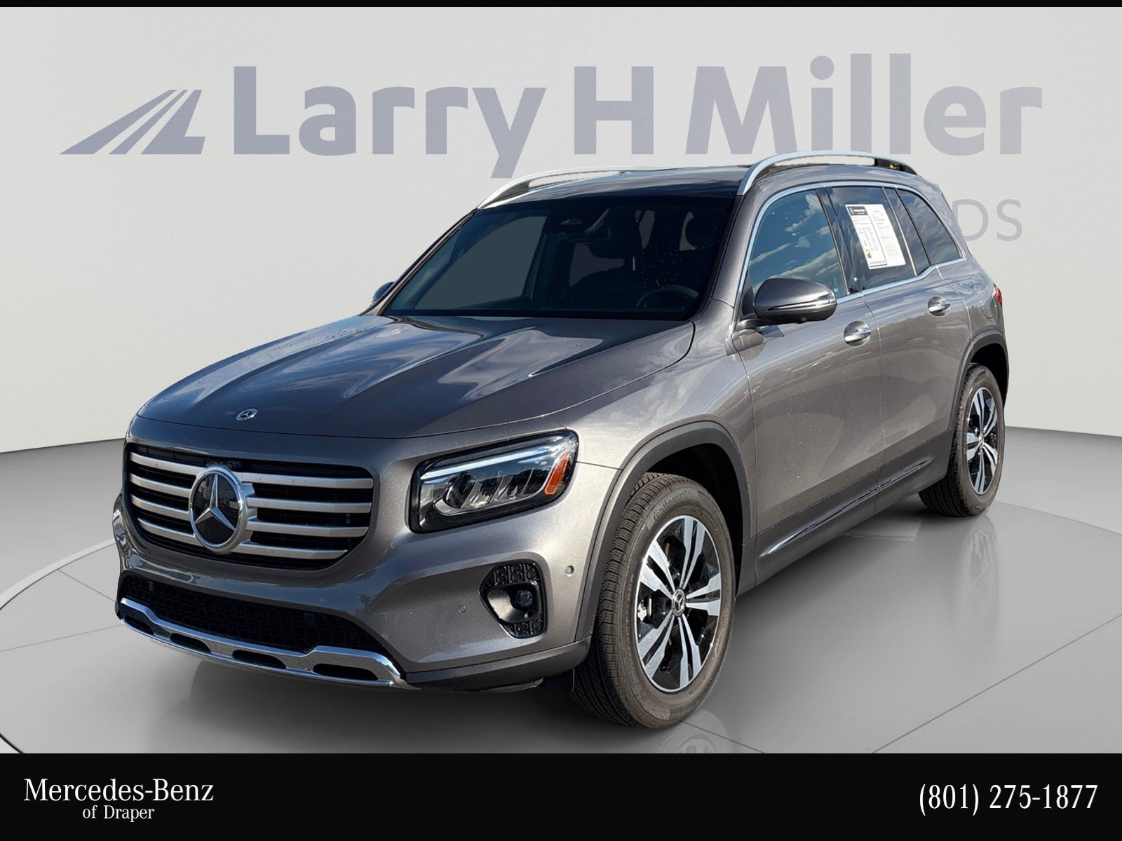 Used 2026 Mercedes-Benz GLB 250 4MATIC image 1
