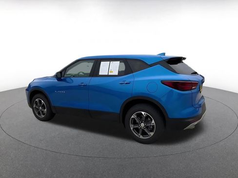 Used 2025 Chevrolet Blazer LT FWD image 10