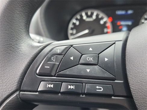 Used 2024 Nissan Sentra S image 23