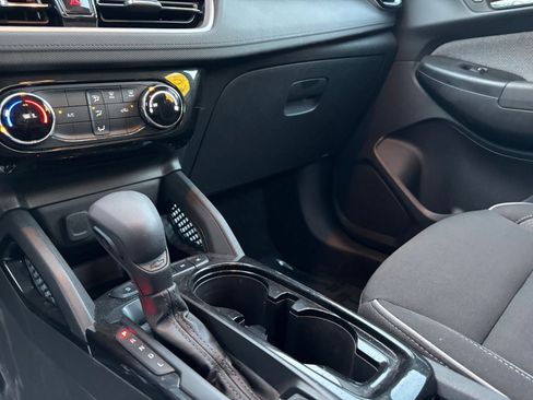 Used 2025 Chevrolet TrailBlazer LT image 40