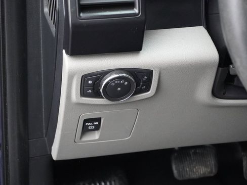 Used 2017 Ford F150 XL w/ Equipment Group 101A Mid image 14