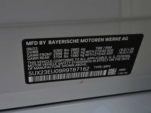 Used 2024 BMW X5 xDrive40i w/ M Sport Package AWD/4WD image 27
