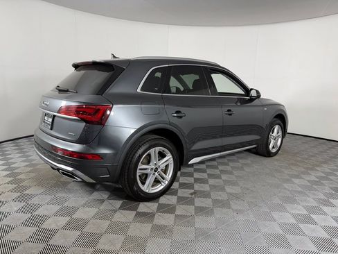 Used 2024 Audi Q5 e Premium Plus w/ Premium Plus Package image 5