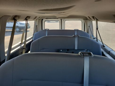 Used 2012 Ford E-350 and Econoline 350 XL w/ PWR Windows & Locks Group image 18
