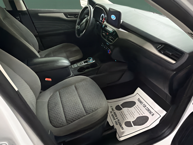 Used 2022 Ford Escape SE FWD image 14