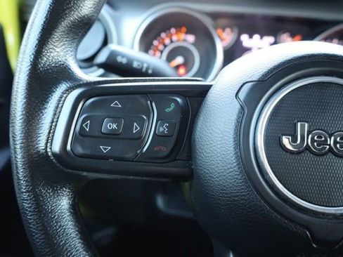 Used 2022 Jeep Wrangler Unlimited Willys image 21