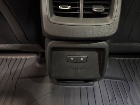 New 2026 Chevrolet Equinox EV LT image 29