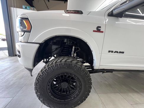 Used 2021 RAM 2500 Limited image 9