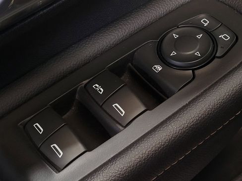 Used 2018 GMC Terrain SLE w/ Driver Convenience Package FWD image 27