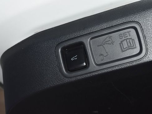 Used 2024 Ford Expedition Max Platinum image 34