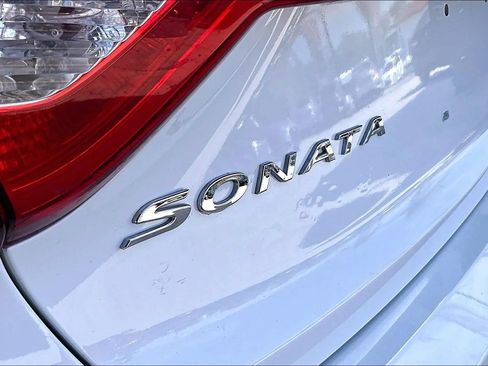 Used 2017 Hyundai Sonata SE FWD image 21