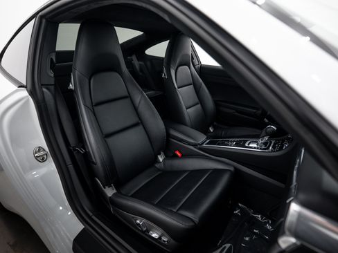 Certified 2017 Porsche 911 Carrera RWD image 23