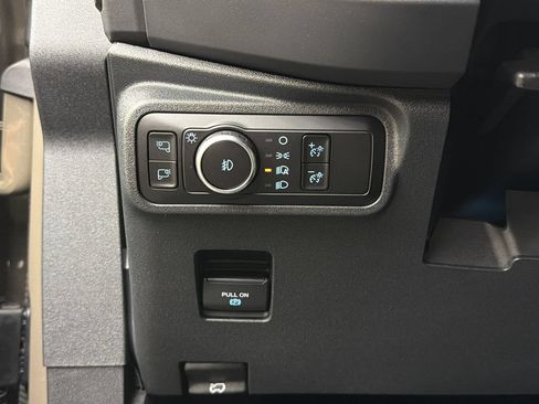 Used 2025 Ford Bronco Outer Banks AWD/4WD image 24