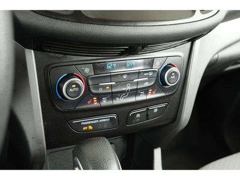 Used 2018 Ford Escape SE w/ SE Sync 3 Package AWD/4WD image 22