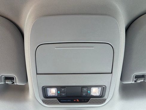 Used 2025 Ford F150 XLT w/ Equipment Group 301A Standard image 30