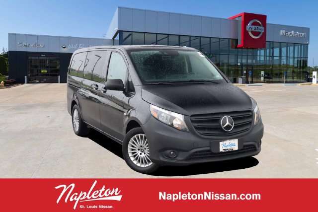 Used 2023 Mercedes-Benz Metris Passenger image 1