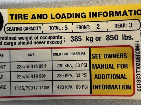 Used 2020 Ford Escape Titanium w/ Titanium Premium Package 2.0 image 40