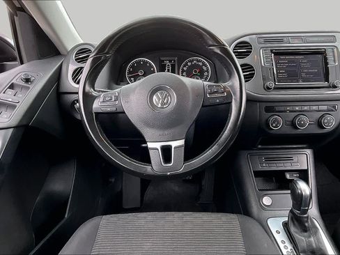 Used 2017 Volkswagen Tiguan Limited FWD image 6