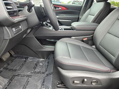 New 2026 Chevrolet Traverse Z71 w/ Enhanced Driving Package AWD/4WD image 18