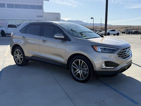 Used 2021 Ford Edge Titanium w/ Equipment Group 301A AWD/4WD image 5