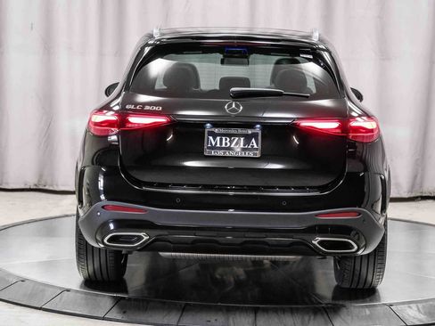 Certified 2026 Mercedes-Benz GLC 300 image 3