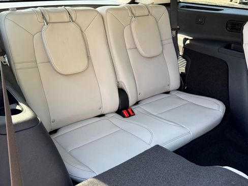 New 2026 Lincoln Aviator AWD w/ Jet Appearance Package image 10