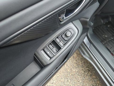 Used 2025 Subaru Outback Premium image 15