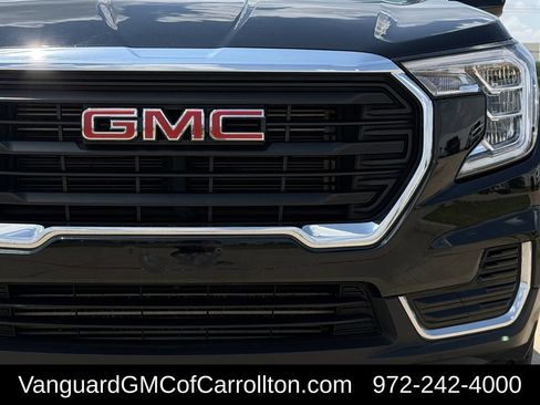 Used 2024 GMC Terrain SLE AWD/4WD image 4