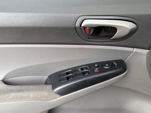 Used 2006 Honda Civic LX image 12