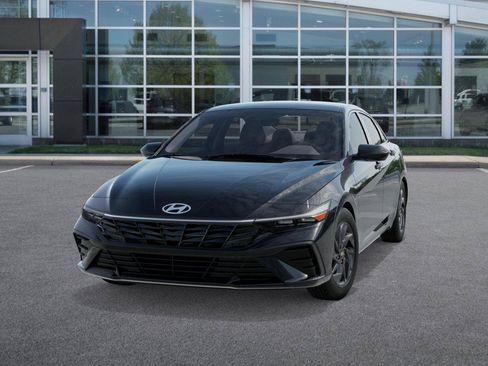 New 2026 Hyundai Elantra Hybrid FWD image 6