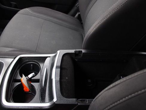 Used 2015 Dodge Charger SXT image 38