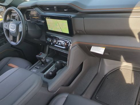 New 2026 GMC Sierra 1500 AT4 w/ Technology Package AWD/4WD image 63