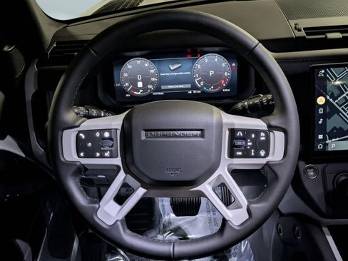 New 2026 Land Rover Defender 110 X-Dynamic SE AWD/4WD image 17