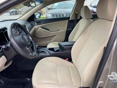 Used 2015 Kia Optima LX image 9