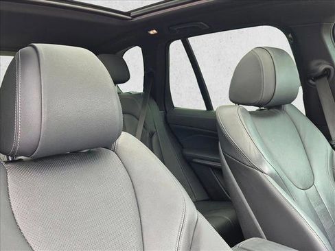 Used 2020 BMW X5 sDrive40i w/ Premium Package RWD image 16
