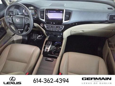 Used 2017 Honda Pilot Touring image 30