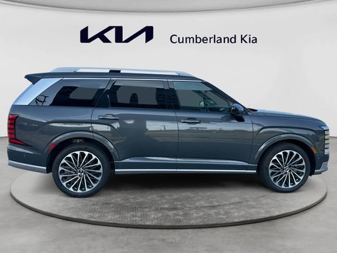 Used 2026 Hyundai Palisade Calligraphy AWD/4WD image 12