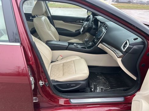 Used 2018 Nissan Maxima Platinum image 23