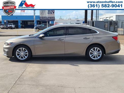 Used 2018 Chevrolet Malibu LT image 4