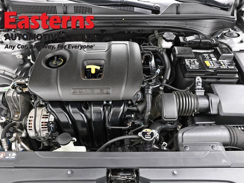 Used 2024 Kia Forte LXS image 7