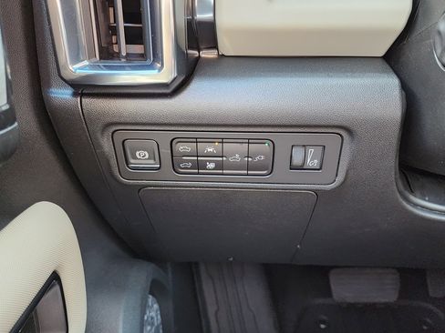 New 2026 GMC Hummer EV 4x4 Crew Cab image 22