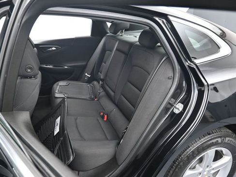 Used 2024 Chevrolet Malibu LT image 25